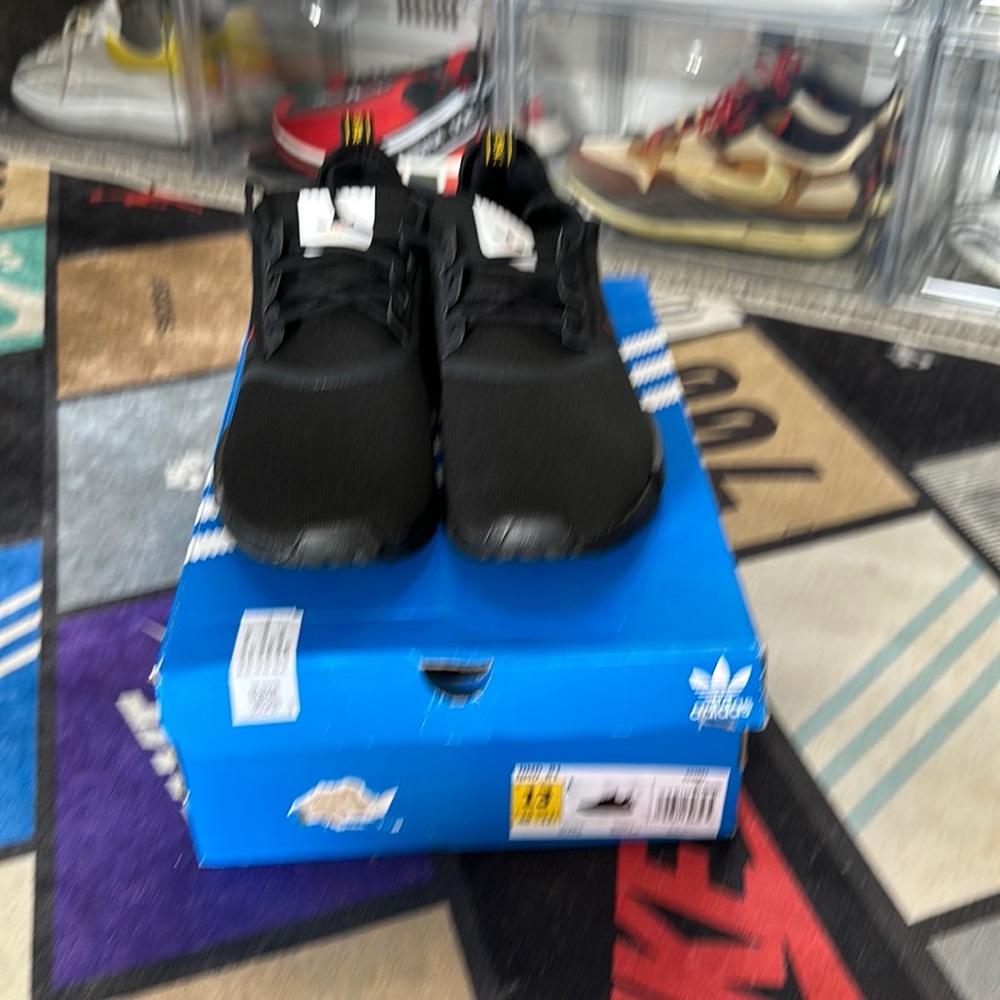Adidas NMD BRAND NEW !!!